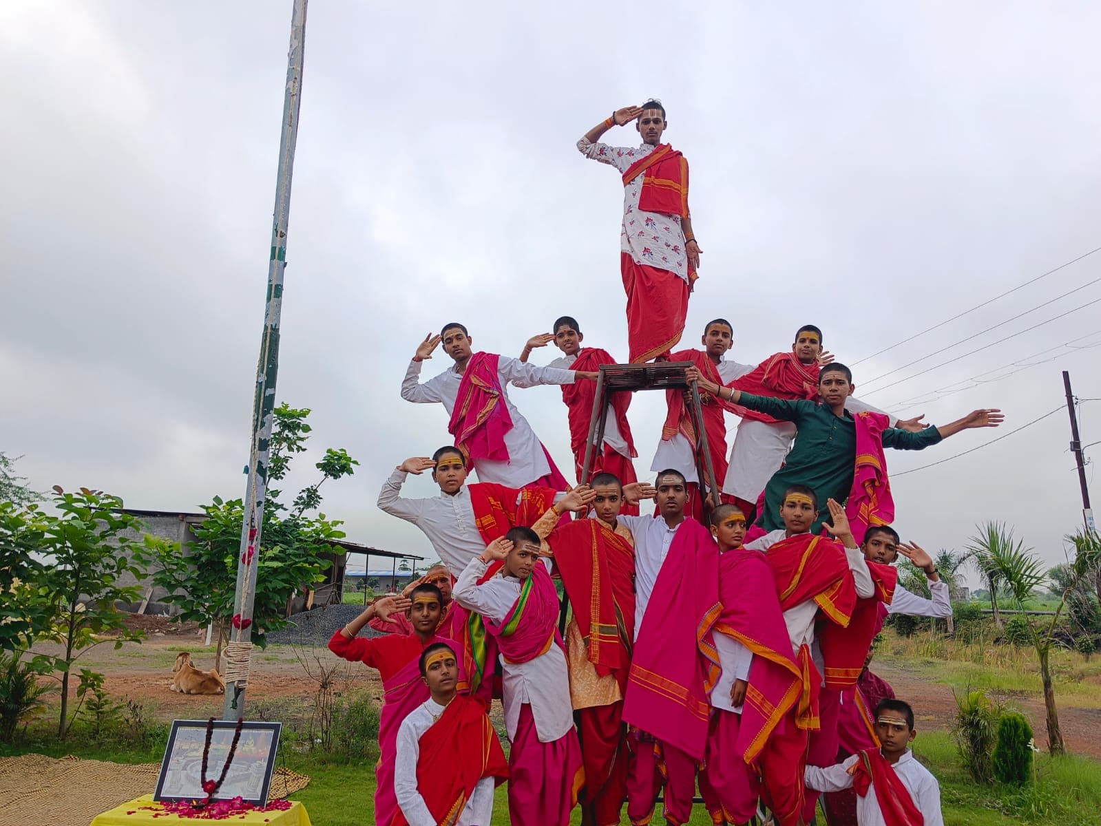 Guru-shishya parampara at Aastha Gurukul Ujjain - Traditional Vedic learning environment